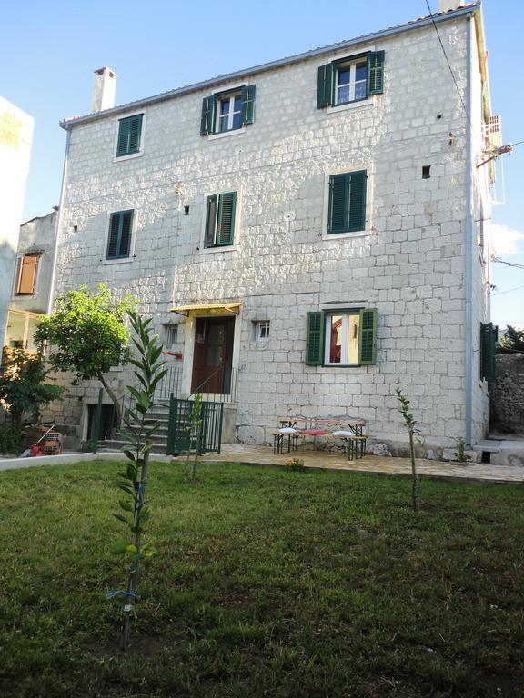 Appartement Cetina *