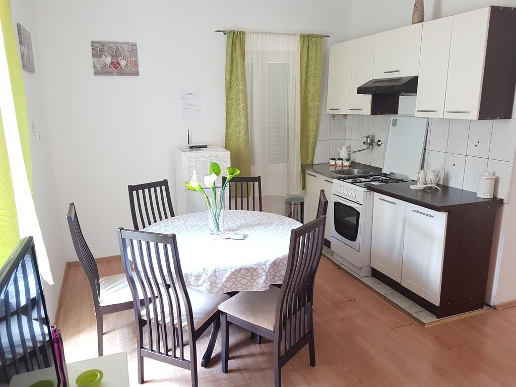 Cetina Appartement *